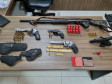 PCPR prende homem em flagrante e apreende cinco armas de fogo e 153 munições em Rebouças