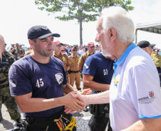 Vice governador cumprimenta policial civil