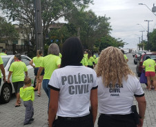 Policiais civis no evento 