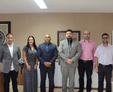 Envolvidos na eleição posando para fotografia