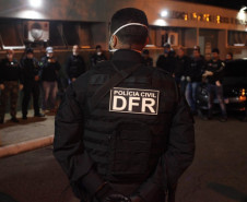Policial civil na operação