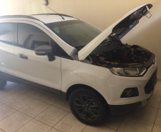Veículo apreendido durante ocorrência policial no Paraná
