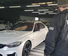 Carro apreendido na ação