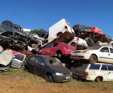 PCPR remove 1,6 mil veículos de pátios em Cascavel