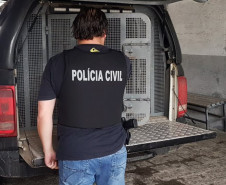 PCPR e GM prendem suspeitos e apreendem drogas em Ponta Grossa