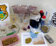 PCPR e GM prendem suspeitos e apreendem drogas em Ponta Grossa