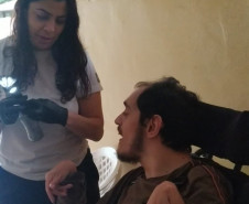 PCPR visita jovem e realiza sonho de conhecer agentes de segurança pública