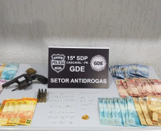 PCPR prende três pessoas suspeitos de tráfico de drogas em Cascavel