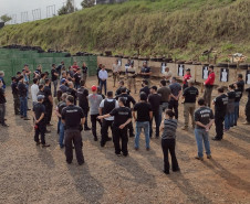 Participantes do curso em treinamento