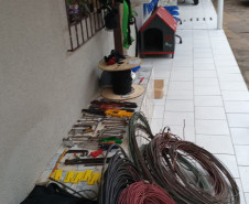 Rolos de fio elétrico são apreendidos no Litoral