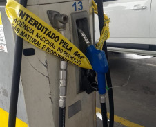 Bomba é lacrada em posto