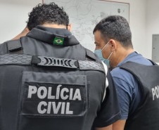 Policiais civis reunidos
