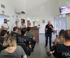 Policiais civis reunidos para capacitação