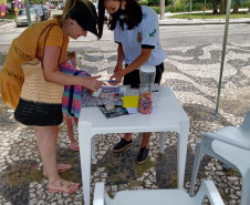 PCPR distribui pulseiras de identificação para crianças durante o feriadão de Natal no Litoral