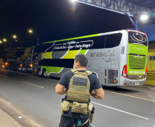 Servidor da PCPR integra ação de fiscalização na BR-376