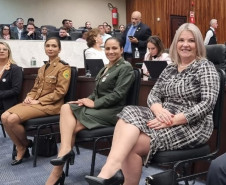 Policial civil recebe menção honrosa