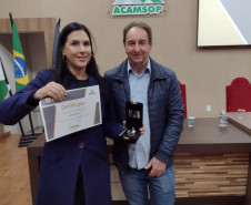 PCPR realiza entrega de medalhas para policiais civis em Francisco Beltrão 