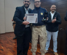 PCPR realiza entrega de medalhas para policiais civis em Ponta Grossa