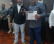 PCPR realiza entrega de medalhas para policiais civis em Ponta Grossa