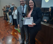 PCPR realiza entrega de medalhas para policiais civis em Ponta Grossa