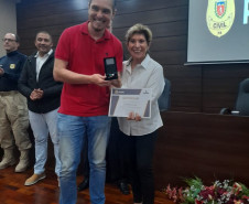 PCPR realiza entrega de medalhas para policiais civis em Ponta Grossa