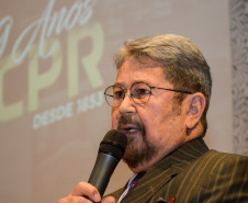 PCPR parabeniza delegado pelos 52 anos de serviço à instituição