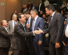 Governador comemora avanços na segurança pública em entrega de homenagens da Polícia Civil
