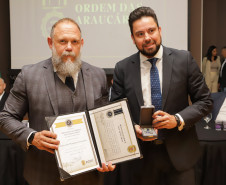 Governador comemora avanços na segurança pública em entrega de homenagens da Polícia Civil