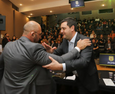 Governador comemora avanços na segurança pública em entrega de homenagens da Polícia Civil