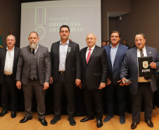Governador comemora avanços na segurança pública em entrega de homenagens da Polícia Civil