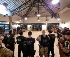 PCPR e PMPR prendem 22 integrantes de uma organização criminosa em Maringá