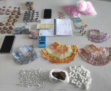 PCPR prende em flagrante dois homens por tráfico de drogas e apreende entorpecentes na RMC