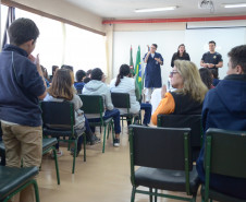 Palestra para surdos