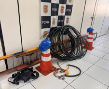 PCPR prende em flagrante dois homens por furto de cabos em Curitiba