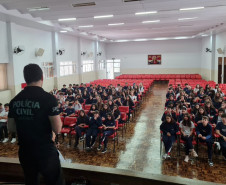 PCPR ministra palestras para mais de 3,1 mil pessoas no mês de setembro em todo Paraná    