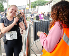 Mais de mil pessoas participam da 17ª Corrida da PCPR