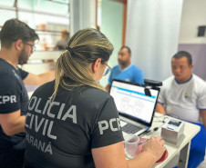 PCPR na Comunidade leva serviços de polícia judiciária aos bairros Pinheirinho e Santa Cândida em Curitiba