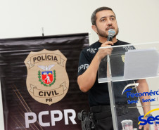 PCPR realiza entrega de medalhas de serviço policial para servidores de Paranaguá 