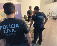 PCPR e PRF  prendem 12 pessoas em operação contra organização criminosa especializada em saques de cargas 