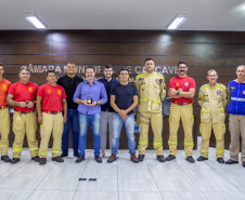 Policial Civil da PCPR recebe medalha de honra ao mérito em Cascavel