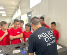 PCPR na Comunidade leva serviços de polícia judiciária para população de Foz do Iguaçu