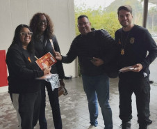 PCPR leva orientações sobre segurança no Maio Amarelo e Maio Laranja para mais de 1,5 mil pessoas em Curitiba 