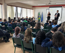 PCPR ministra palestra educativa em escola para surdos na Capital
