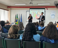 PCPR ministra palestra educativa em escola para surdos na Capital