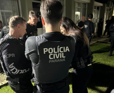 PCPR desmantela grupo criminoso de roubos de veículos e prende 21 em megaoperação no Paraná e Santa Catarina