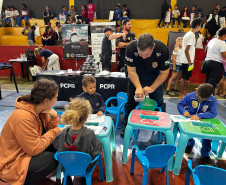 PCPR na Comunidade leva serviços de polícia judiciária e exposições para mais de 1,2 mil pessoas em Tijucas do Sul e Uraí
