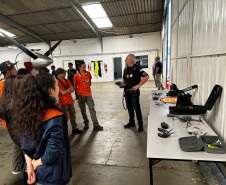 PCPR na Comunidade ministra aula de Vant e aeromodelismo para escoteiros