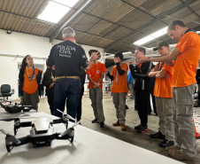 PCPR na Comunidade ministra aula de Vant e aeromodelismo para escoteiros