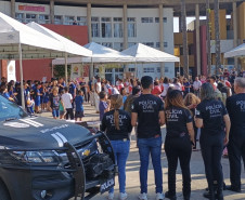 PCPR na Comunidade leva serviços de polícia judiciária e orientações para mais de 5,4 mil pessoas em Curitiba, Matinhos e Maringá 