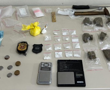 PCPR, PMPR e GM prendem homem por tráfico de drogas e apreendem entorpecentes em Quatro Barras
